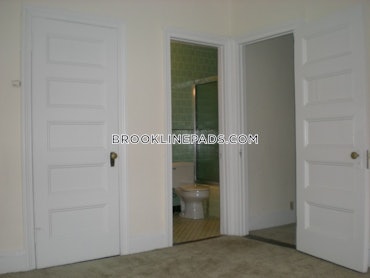 Coolidge Corner, Brookline, MA - 1 Bed, 1 Bath - $2,630 - ID#4698314