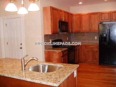 brookline - #8018425