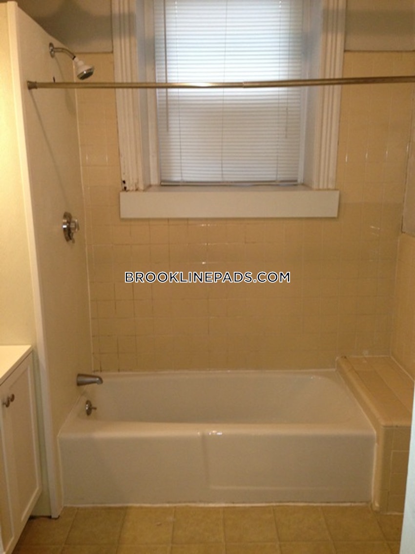 BROOKLINE- COOLIDGE CORNER - 2 Beds, 1 Bath - Image 2