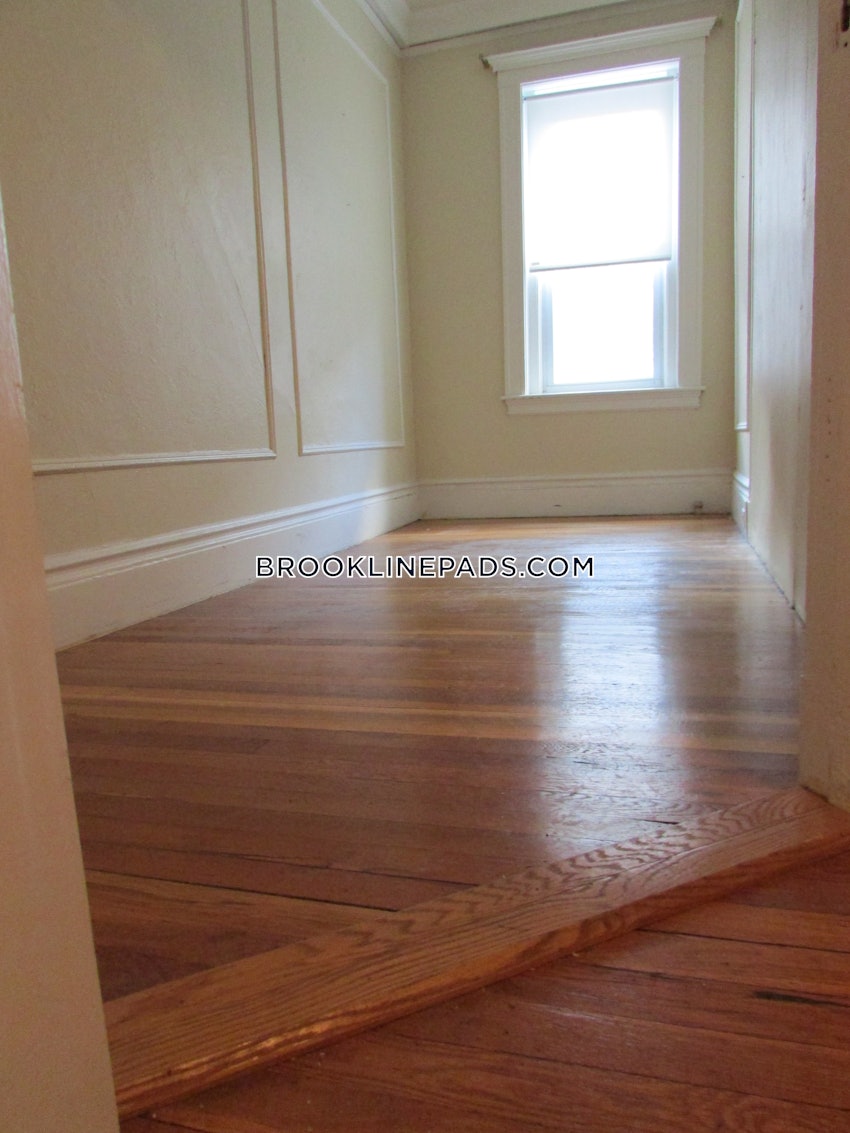 BROOKLINE- COOLIDGE CORNER - 2 Beds, 1 Bath - Image 73