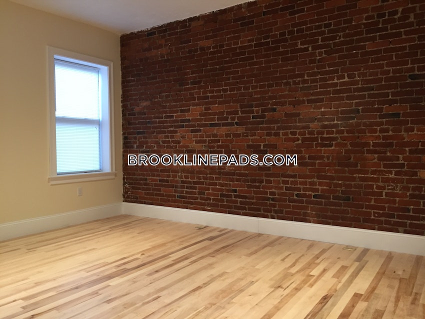 Brookline - Coolidge Corner - 4 Beds, 2 Baths - Image 45