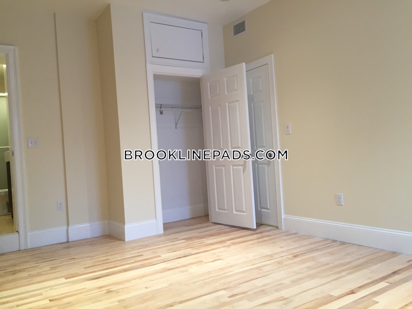Brookline - Coolidge Corner - 4 Beds, 2 Baths - Image 44