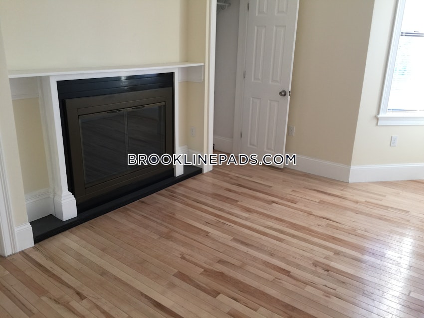 Brookline - Coolidge Corner - 4 Beds, 2 Baths - Image 8