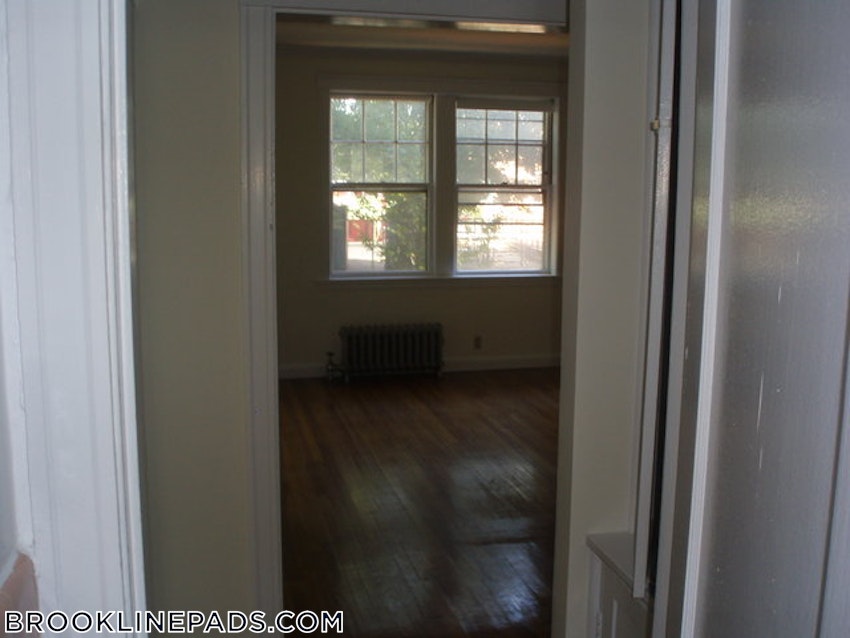 BROOKLINE- COOLIDGE CORNER - 2 Beds, 1 Bath - Image 1