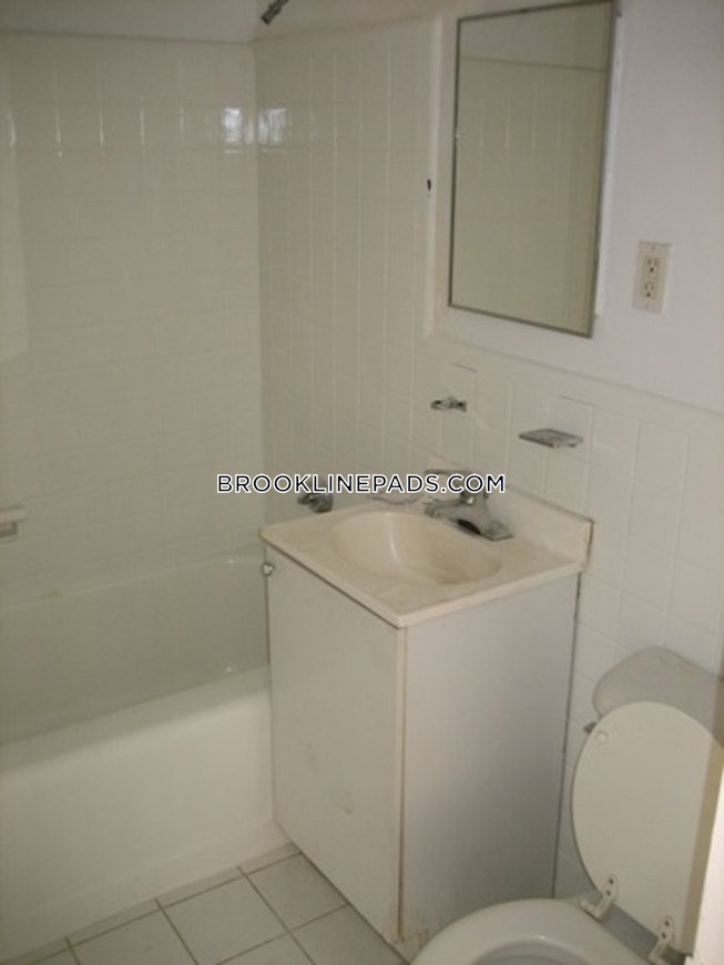 Brookline - $3,557+ /mo