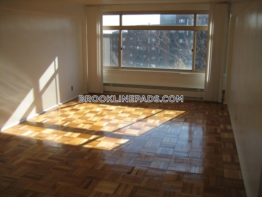 BROOKLINE- COOLIDGE CORNER - 1 Bed, 1 Bath - Image 94