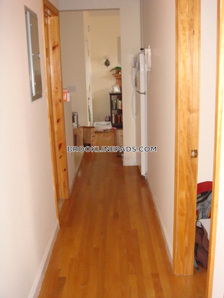 Brookline - Cleveland Circle - 2 Beds, 1 Bath - Image 12