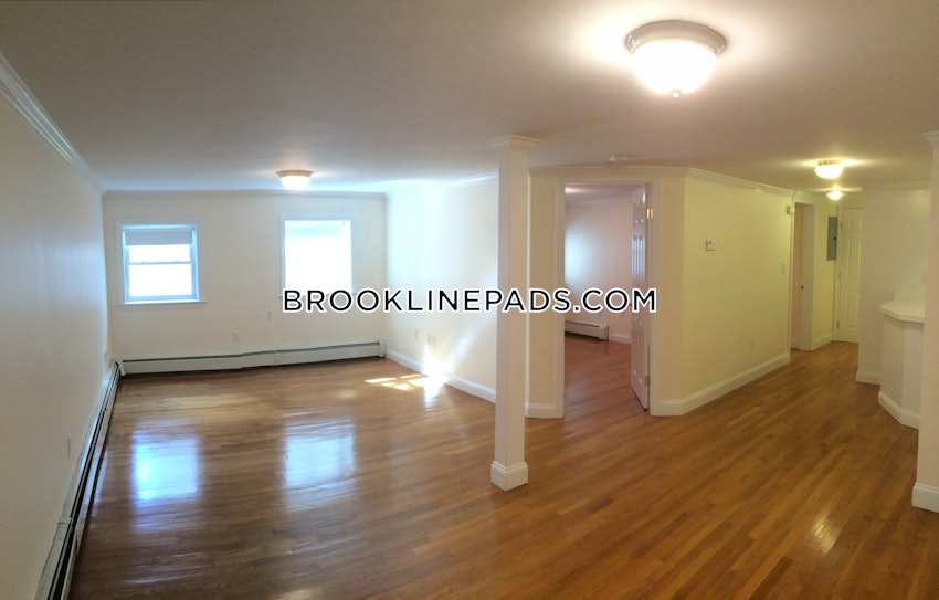 BROOKLINE- WASHINGTON SQUARE - 2 Beds, 1 Bath - Image 13