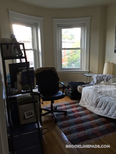 Washington Square, Brookline, MA - 1 Bed, 1 Bath - $2,200 - ID#5565486