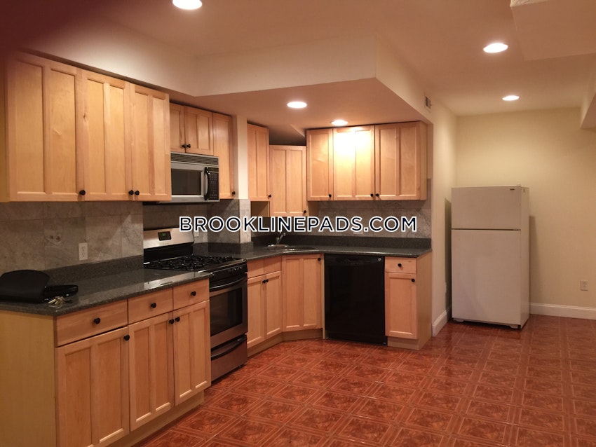 Brookline - Washington Square - 2 Beds, 2 Baths - Image 41