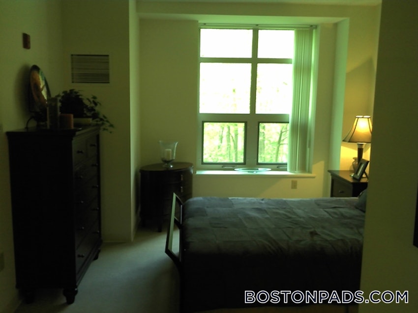 WOBURN - 1 Bed, 1 Bath - Image 11