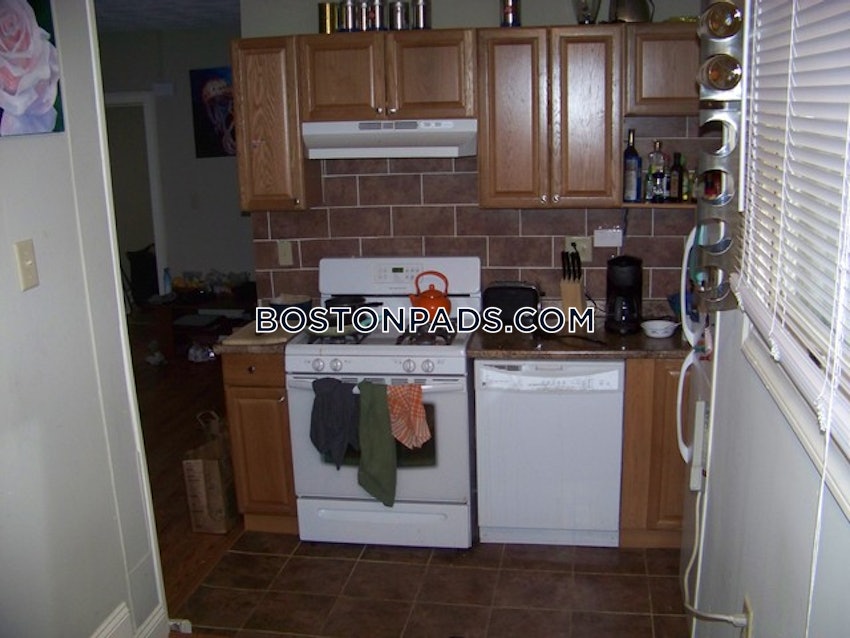 CAMBRIDGE - CENTRAL SQUARE/CAMBRIDGEPORT - 4 Beds, 1 Bath - Image 27