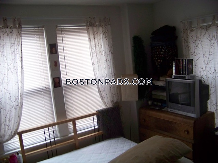 CAMBRIDGE - CENTRAL SQUARE/CAMBRIDGEPORT - 2 Beds, 1 Bath - Image 7