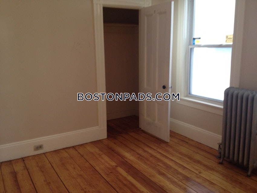 CAMBRIDGE - CENTRAL SQUARE/CAMBRIDGEPORT - 3 Beds, 1 Bath - Image 4