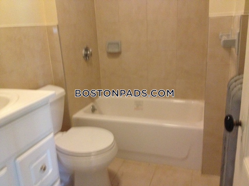 CAMBRIDGE - CENTRAL SQUARE/CAMBRIDGEPORT - 3 Beds, 1 Bath - Image 12