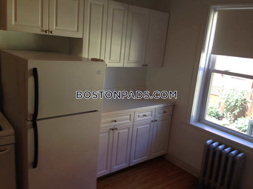 CAMBRIDGE - CENTRAL SQUARE/CAMBRIDGEPORT - 3 Beds, 1 Bath - Image 1