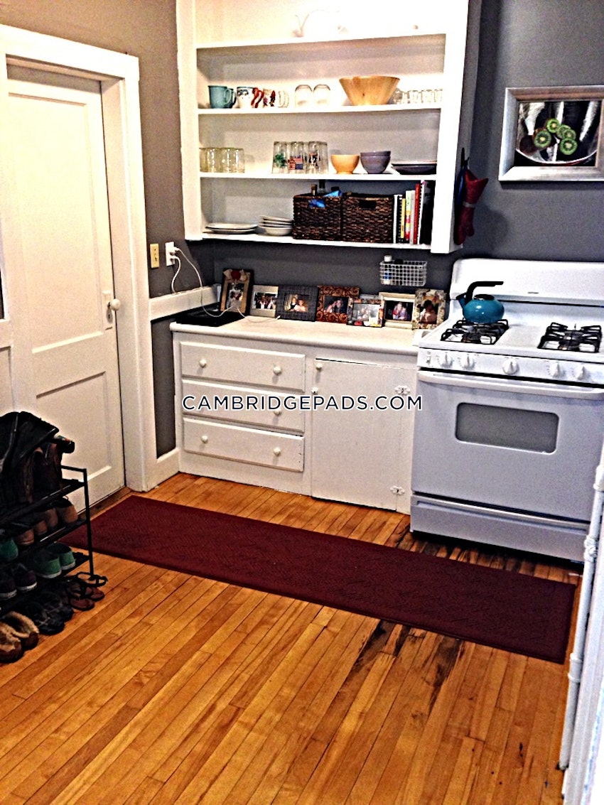 CAMBRIDGE- EAST CAMBRIDGE - 1 Bed, 1 Bath - Image 9