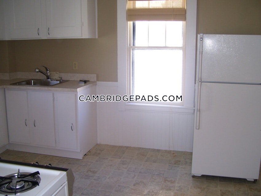 CAMBRIDGE- EAST CAMBRIDGE - 1 Bed, 1 Bath - Image 3