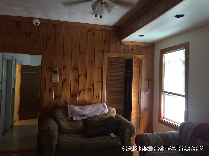 CAMBRIDGE- EAST CAMBRIDGE - 4 Beds, 2 Baths - Image 3