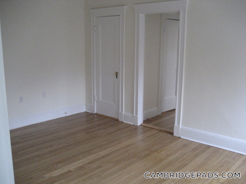 CAMBRIDGE - HARVARD SQUARE - 1 Bed, 1 Bath - Image 4