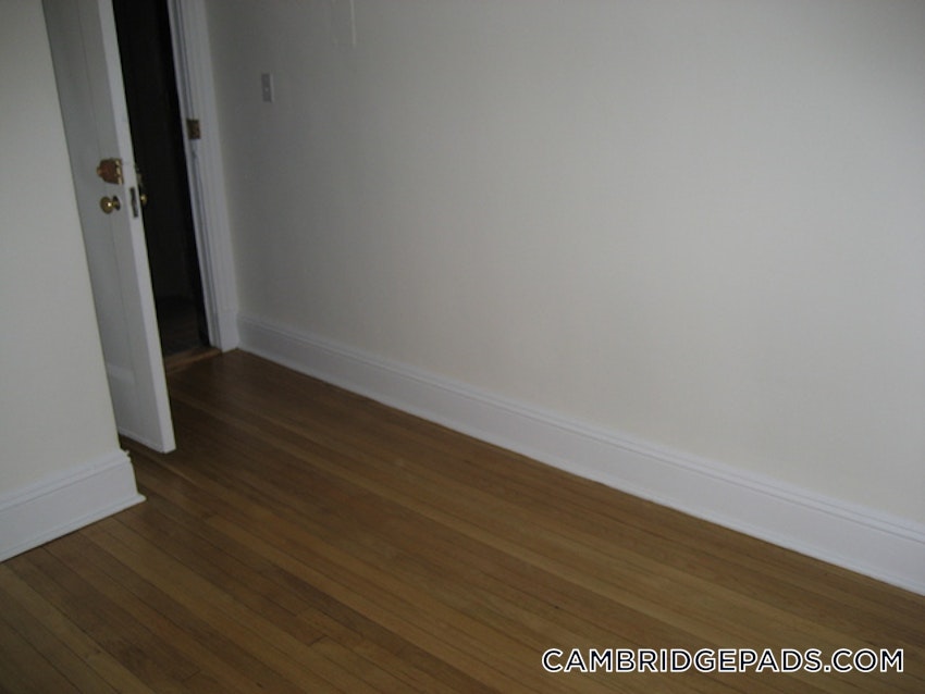 CAMBRIDGE - HARVARD SQUARE - 1 Bed, 1 Bath - Image 1