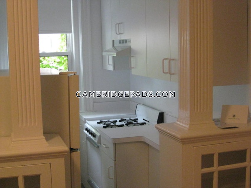 CAMBRIDGE - HARVARD SQUARE - 1 Bed, 1 Bath - Image 4