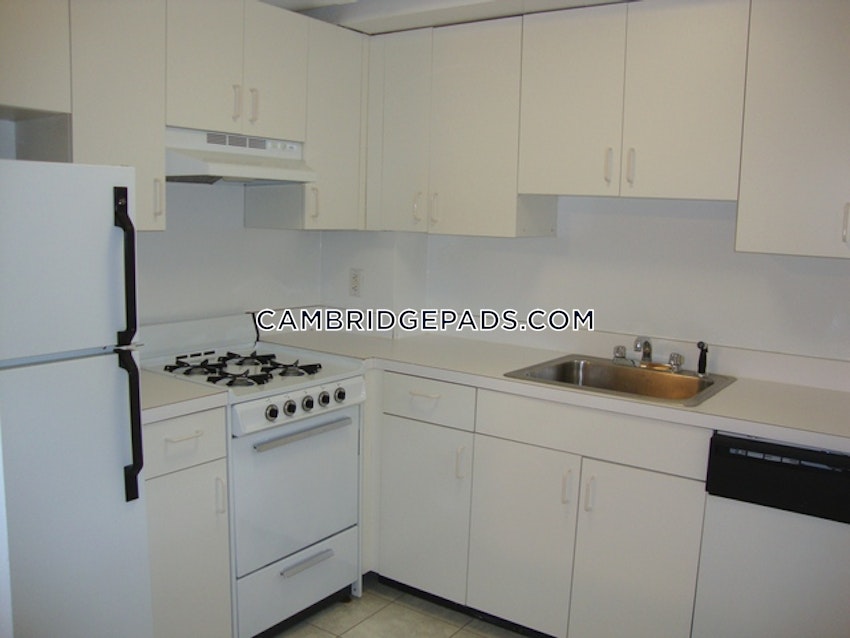 CAMBRIDGE - HARVARD SQUARE - 1 Bed, 1 Bath - Image 4