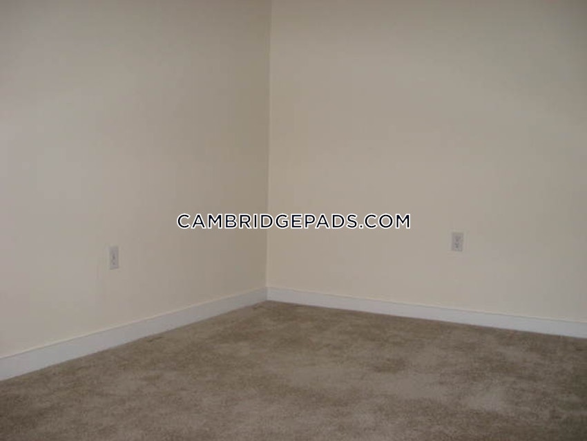 CAMBRIDGE - HARVARD SQUARE - 1 Bed, 1 Bath - Image 20