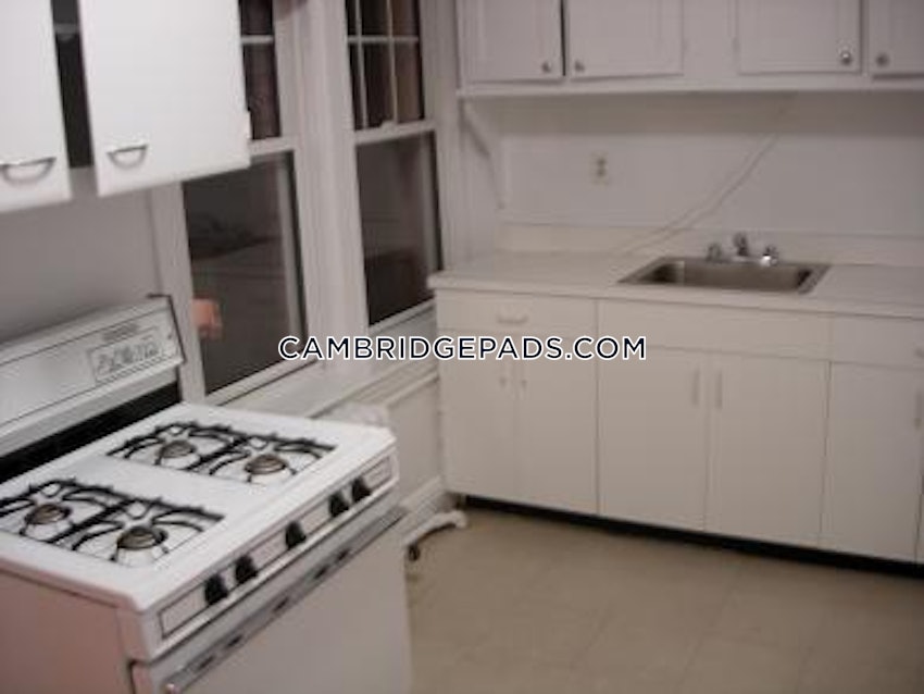 CAMBRIDGE - HARVARD SQUARE - 1 Bed, 1 Bath - Image 10