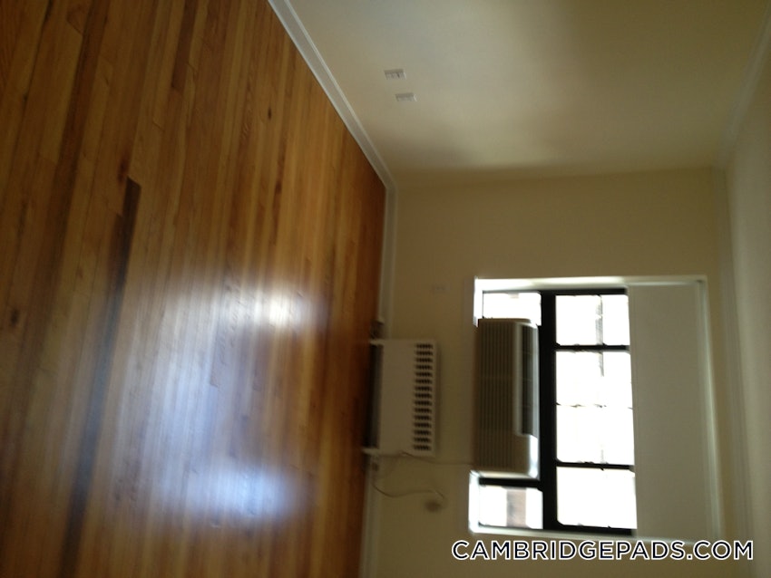 CAMBRIDGE - HARVARD SQUARE - 2 Beds, 1 Bath - Image 3