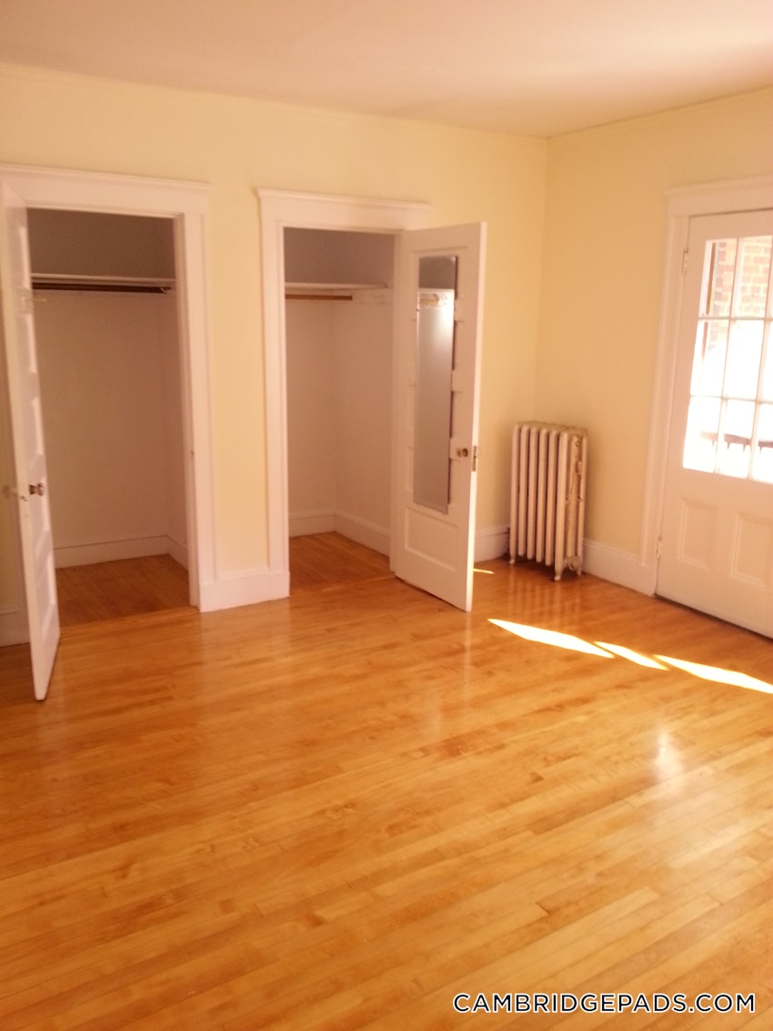 CAMBRIDGE - HARVARD SQUARE - 2 Beds, 1 Bath - Image 8