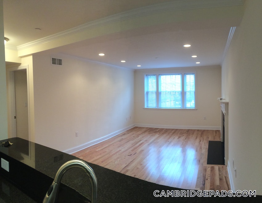 CAMBRIDGE - HARVARD SQUARE - 3 Beds, 1.5 Baths - Image 35