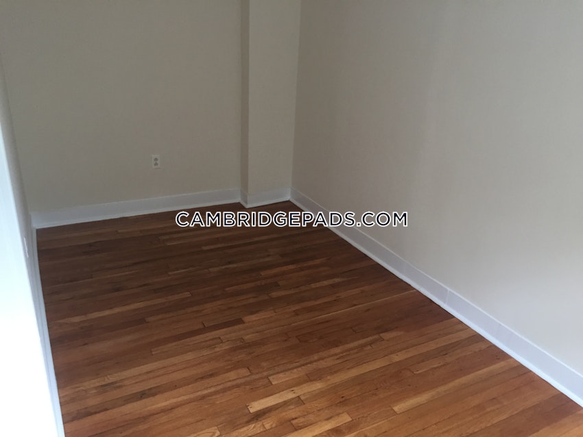 CAMBRIDGE - HARVARD SQUARE - 1 Bed, 1 Bath - Image 6