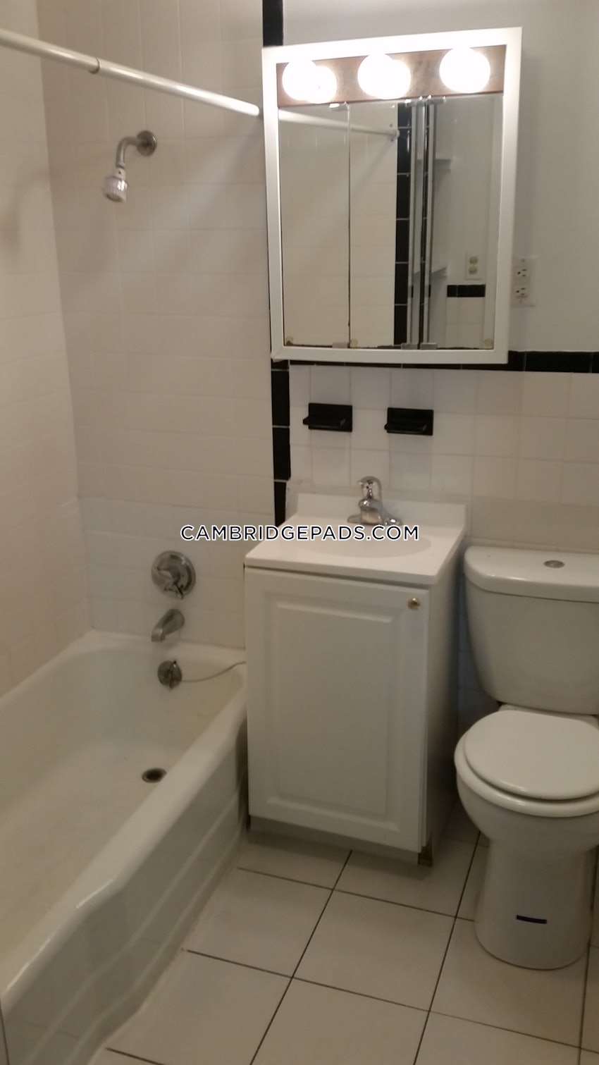 CAMBRIDGE - HARVARD SQUARE - 1 Bed, 1 Bath - Image 45