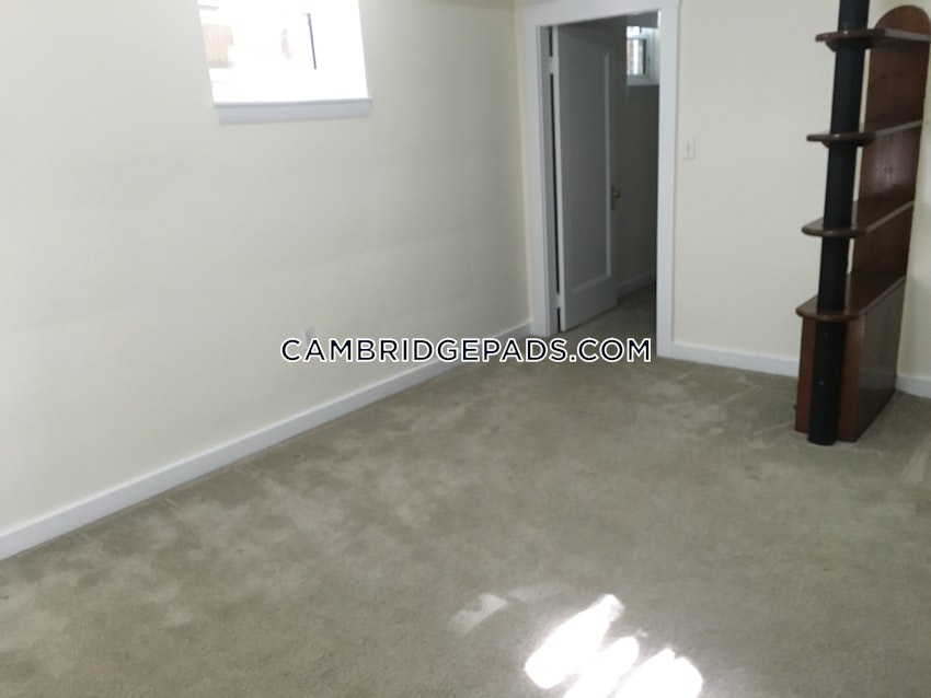 CAMBRIDGE - HARVARD SQUARE - 1 Bed, 1 Bath - Image 10