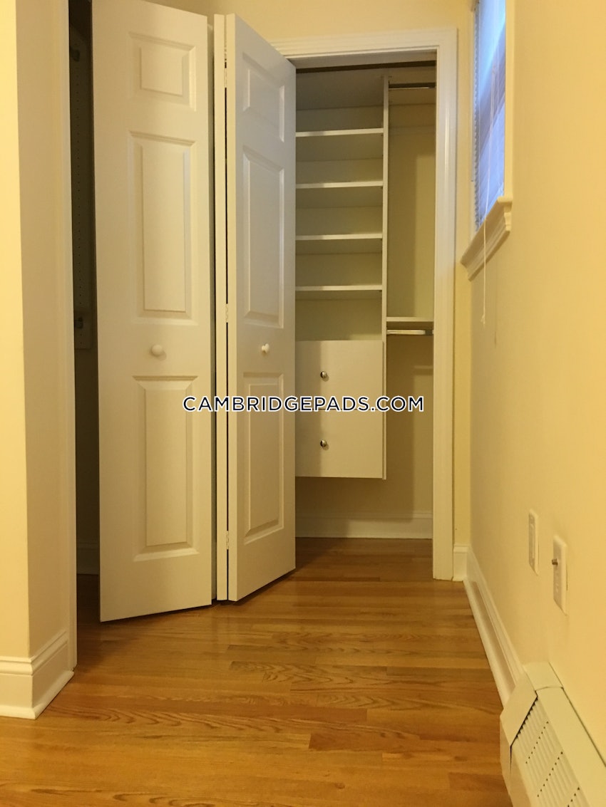 CAMBRIDGE - HARVARD SQUARE - 2 Beds, 1 Bath - Image 5