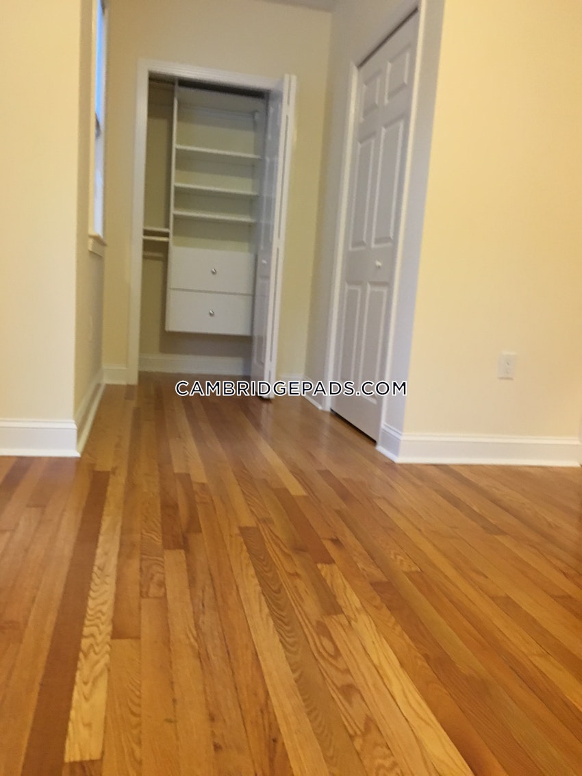 Cambridge - Harvard Square - 2 Beds, 1 Bath - Image 4