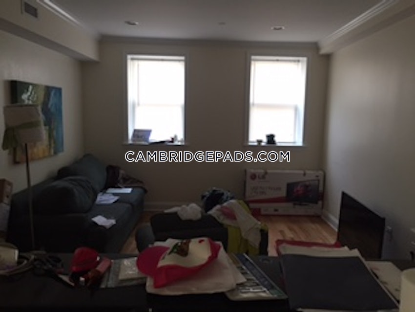 CAMBRIDGE - HARVARD SQUARE - 1 Bed, 1 Bath - Image 1