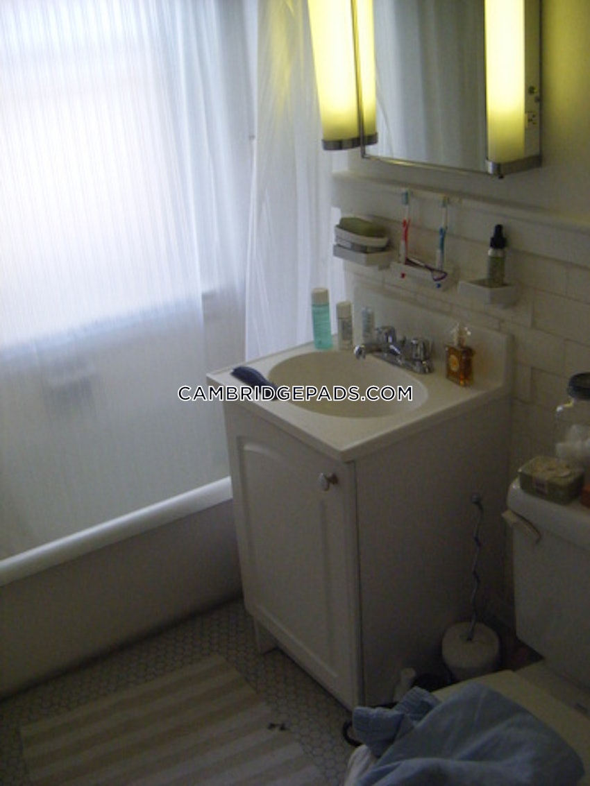 CAMBRIDGE - HARVARD SQUARE - 2 Beds, 1 Bath - Image 11