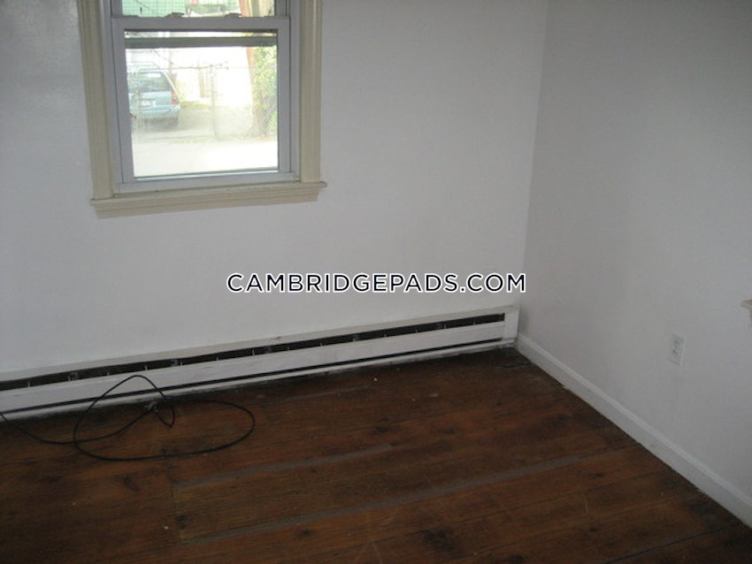 CAMBRIDGE - LECHMERE - 2 Beds, 1 Bath - Image 33