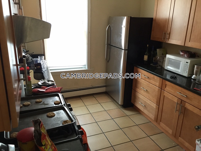 CAMBRIDGE - KENDALL SQUARE - 3 Beds, 2 Baths - Image 17