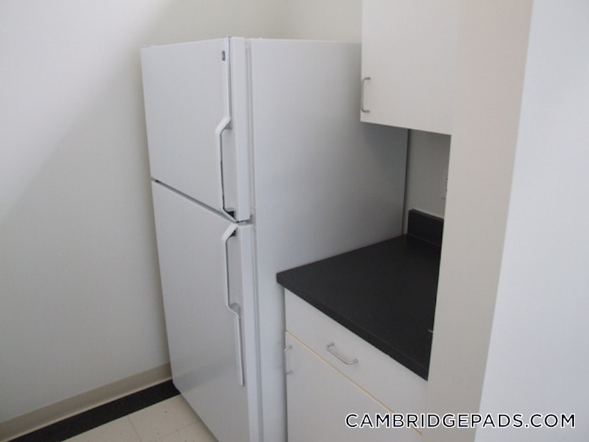 CAMBRIDGE - KENDALL SQUARE - 2 Beds, 1 Bath - Image 33