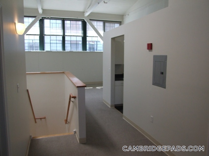 CAMBRIDGE - KENDALL SQUARE - 2 Beds, 1 Bath - Image 15