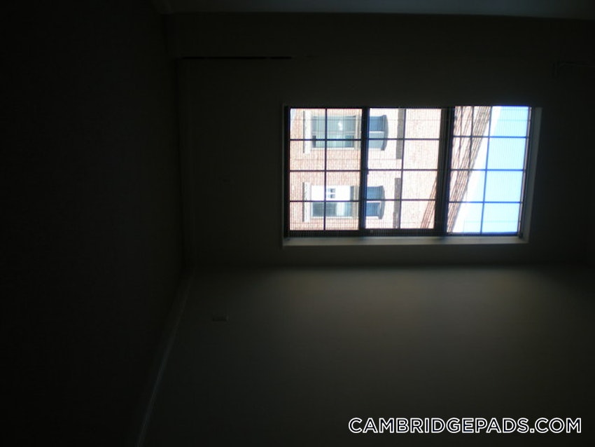 CAMBRIDGE - KENDALL SQUARE - 2 Beds, 1 Bath - Image 46