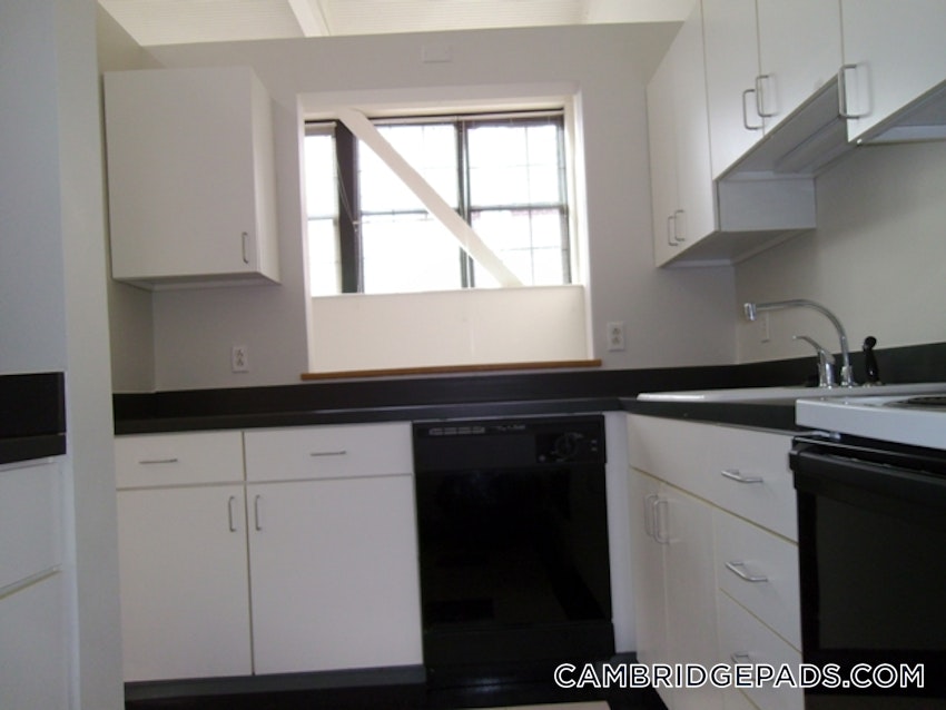 CAMBRIDGE - KENDALL SQUARE - 2 Beds, 1 Bath - Image 7