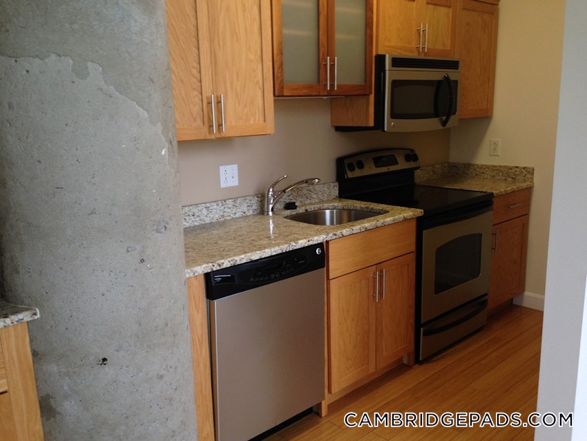 CAMBRIDGE - KENDALL SQUARE - 2 Beds, 1 Bath - Image 2