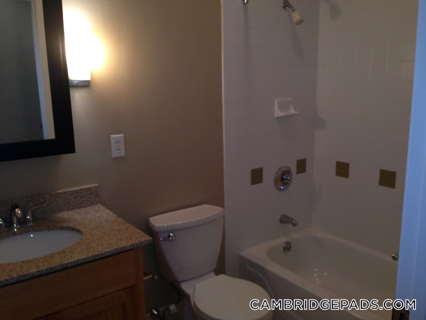 CAMBRIDGE - KENDALL SQUARE - 2 Beds, 1 Bath - Image 58