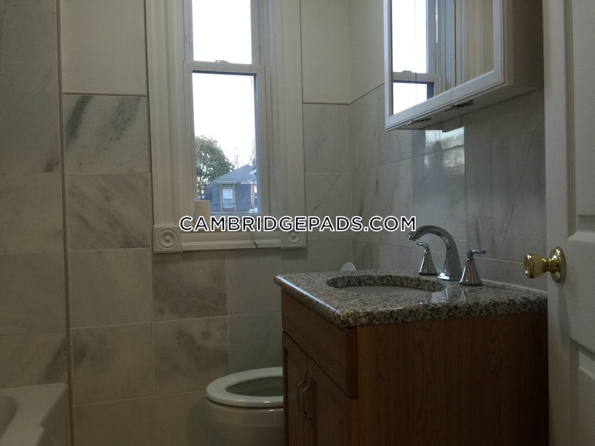 CAMBRIDGE - KENDALL SQUARE - 3 Beds, 2 Baths - Image 31