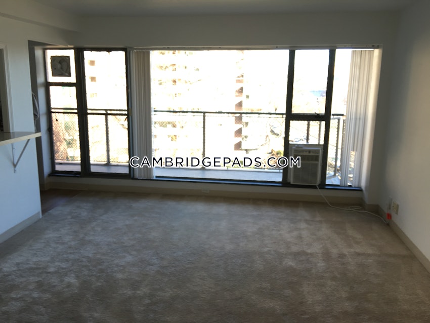 CAMBRIDGE - KENDALL SQUARE - 1 Bed, 1 Bath - Image 14