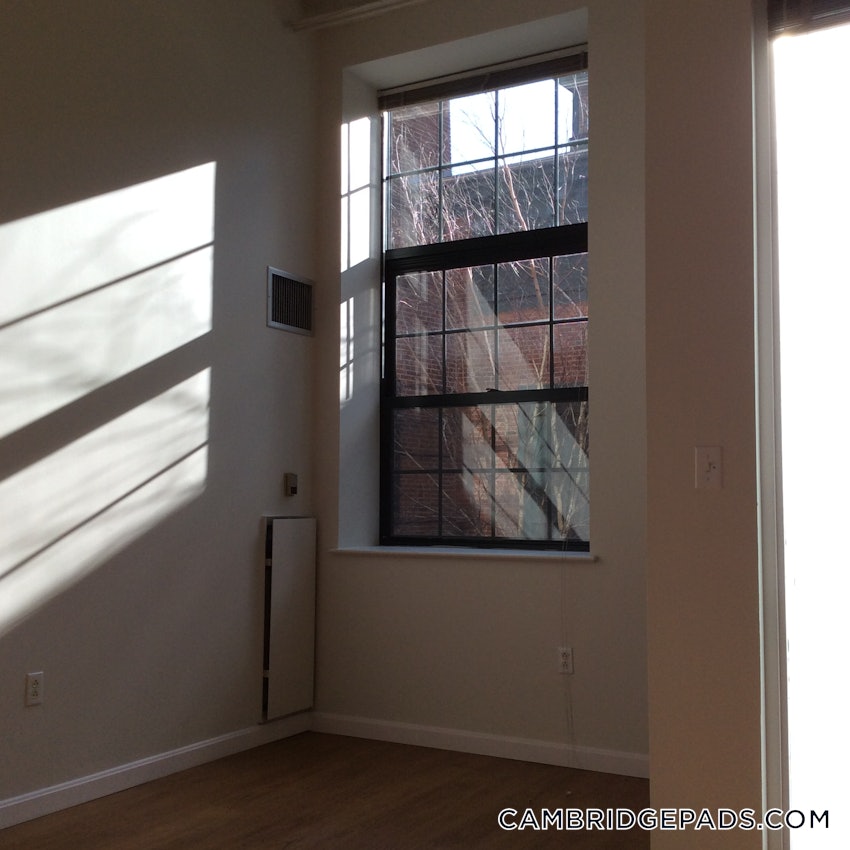 CAMBRIDGE - KENDALL SQUARE - 2 Beds, 1 Bath - Image 40